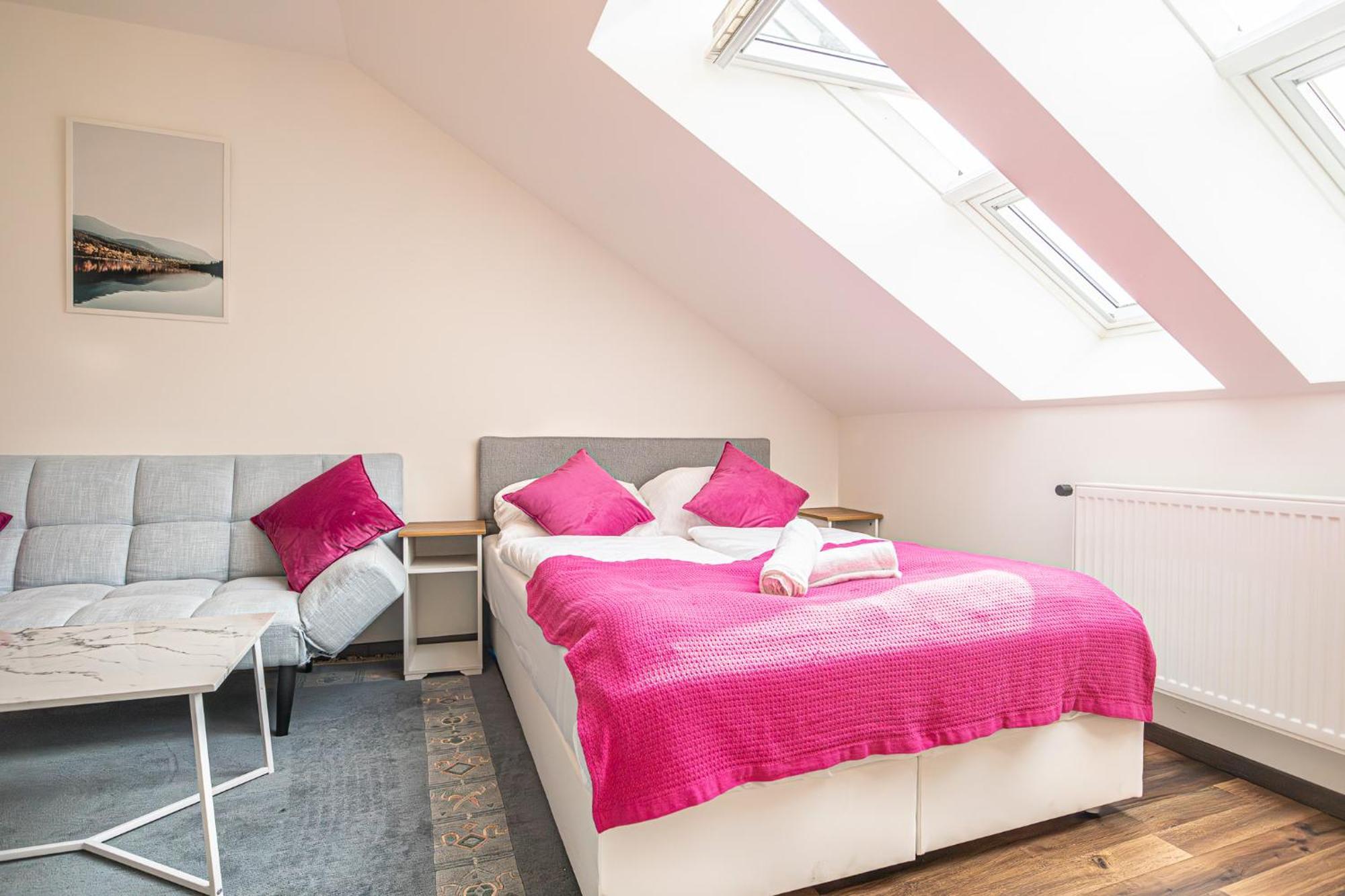 Airy Attic Apt.: Stylish Studio At Penzing Area Wien Exteriör bild
