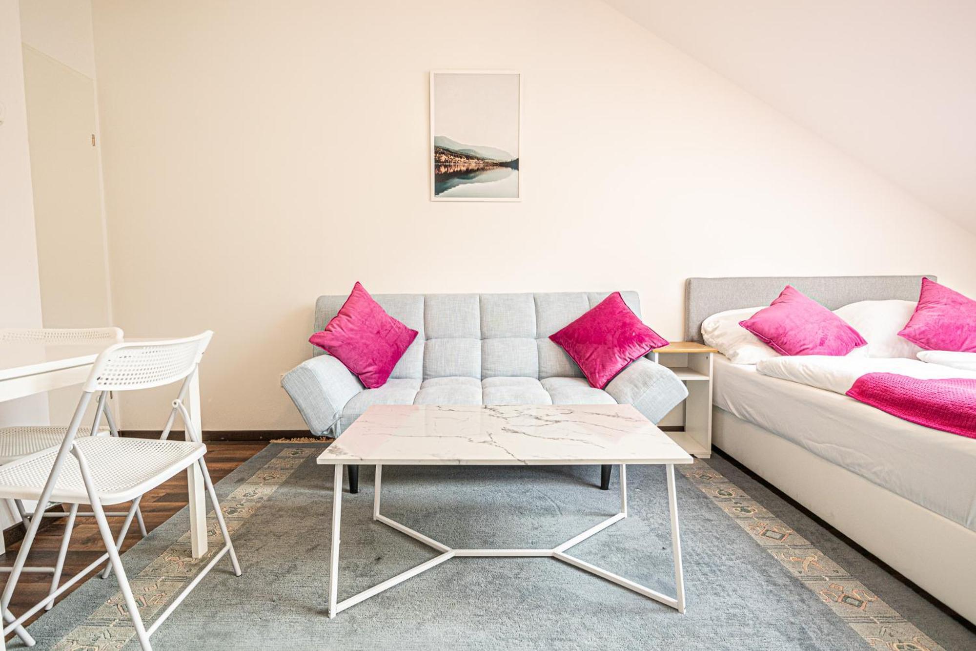 Airy Attic Apt.: Stylish Studio At Penzing Area Wien Exteriör bild
